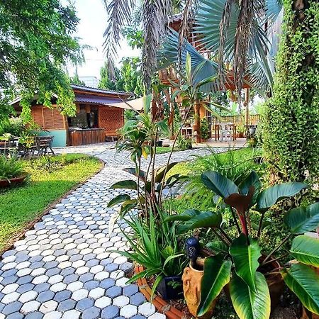 Baan Suan Taboon Homestay Чіанграй Екстер'єр фото